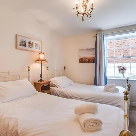 3 Bed In Oc-w454