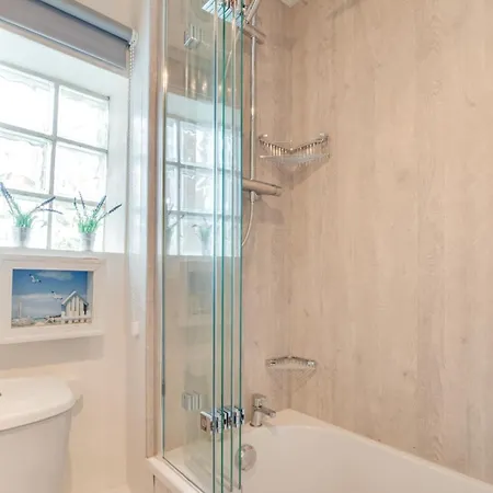 Hébergement de vacances 3 Bed In Oc-w454 *